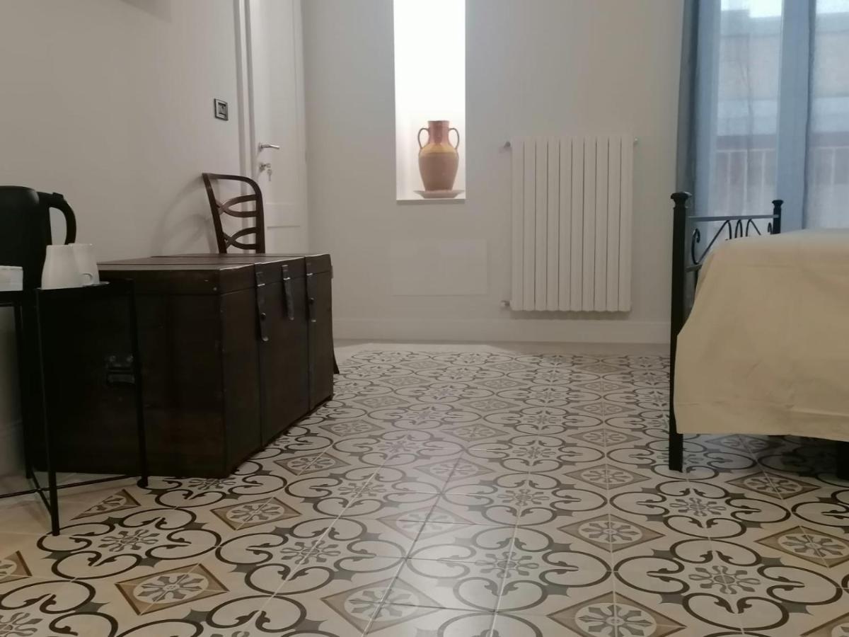 Le Scale Di Pietra Bed & Breakfast Conversano Dış mekan fotoğraf