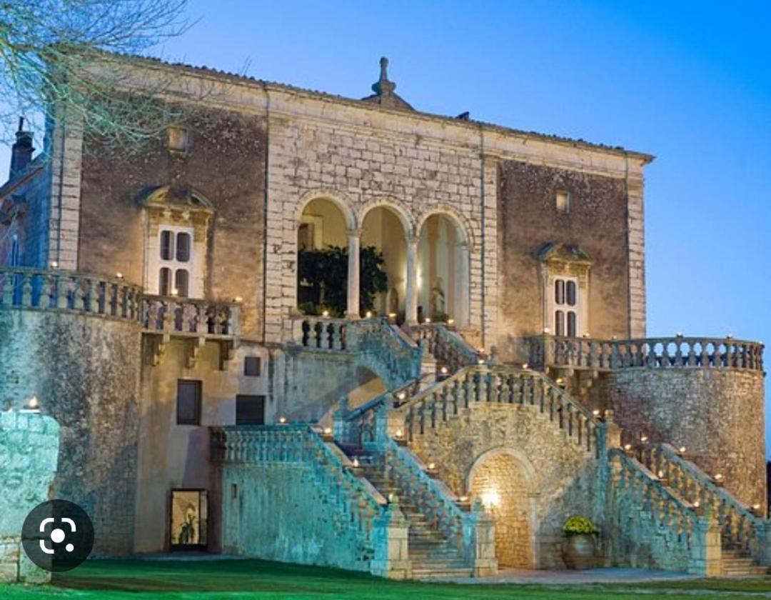 Le Scale Di Pietra Bed & Breakfast Conversano Dış mekan fotoğraf