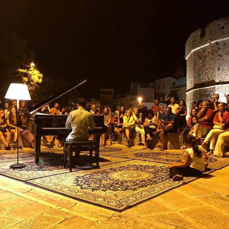 Le Scale Di Pietra Bed & Breakfast Conversano Dış mekan fotoğraf